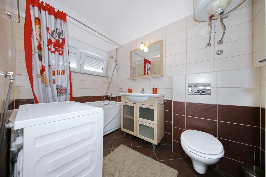 Apartments Matkovic Sveti Filip i Jakov Esterno foto