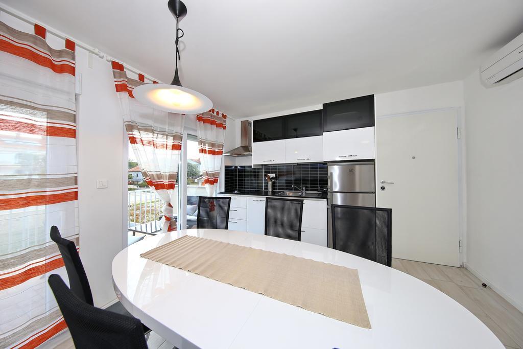 Apartments Matkovic Sveti Filip i Jakov Esterno foto